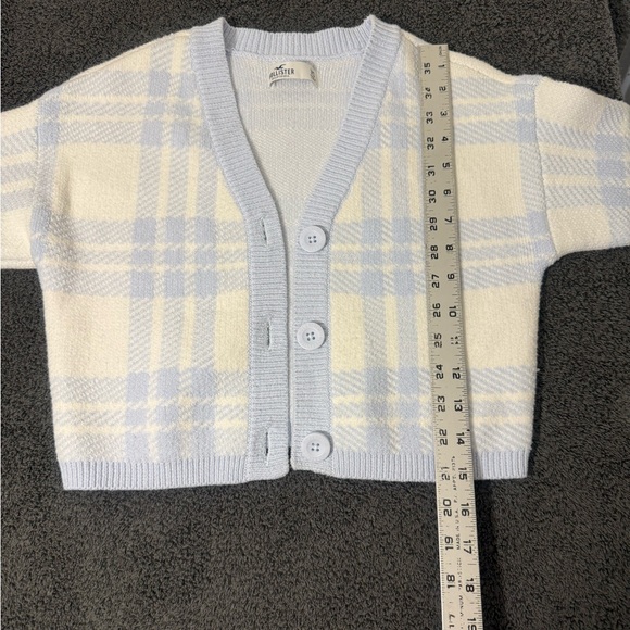 Hollister Plaid Cardigan - White and Light Blue Size XS - Picture 4 of 4